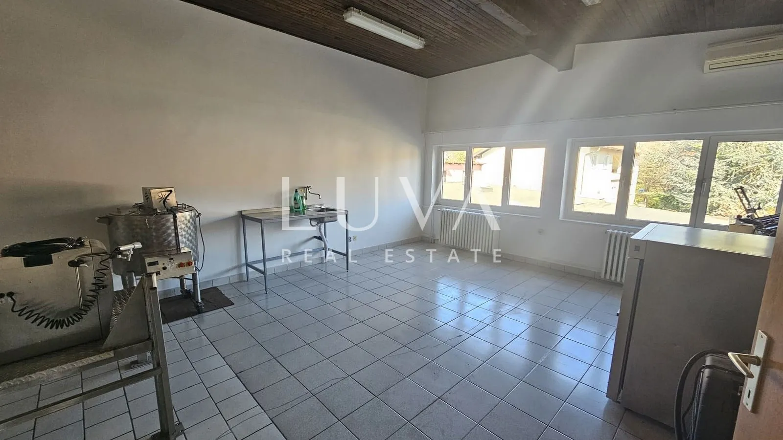 zagreb, gračani, poslovna zgrada 3249 m2 uredsko-skladišno-proizvodne namjene - slika 7