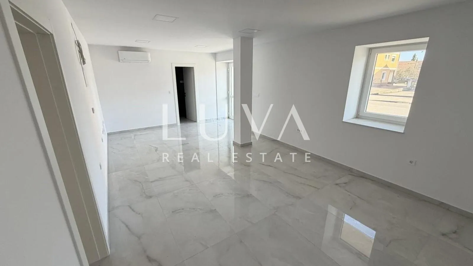 Zaprešić, novogradnja, stan/poslovni prostor, 160 m²