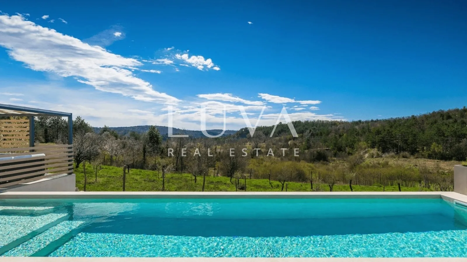 hum, istra, luksuzna kuća s bazenom i velikim posjedom na prodaju - slika 2