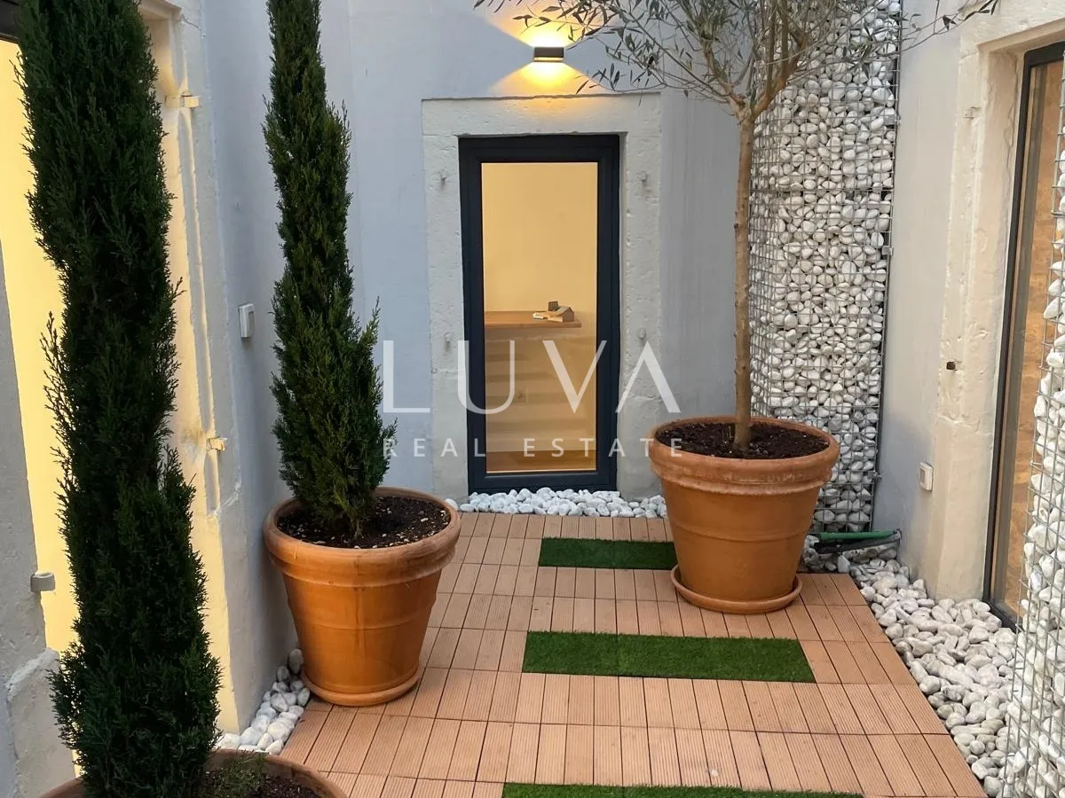 šibenik, centar, luksuzan stan 150m2 s pogledom na more - slika 12