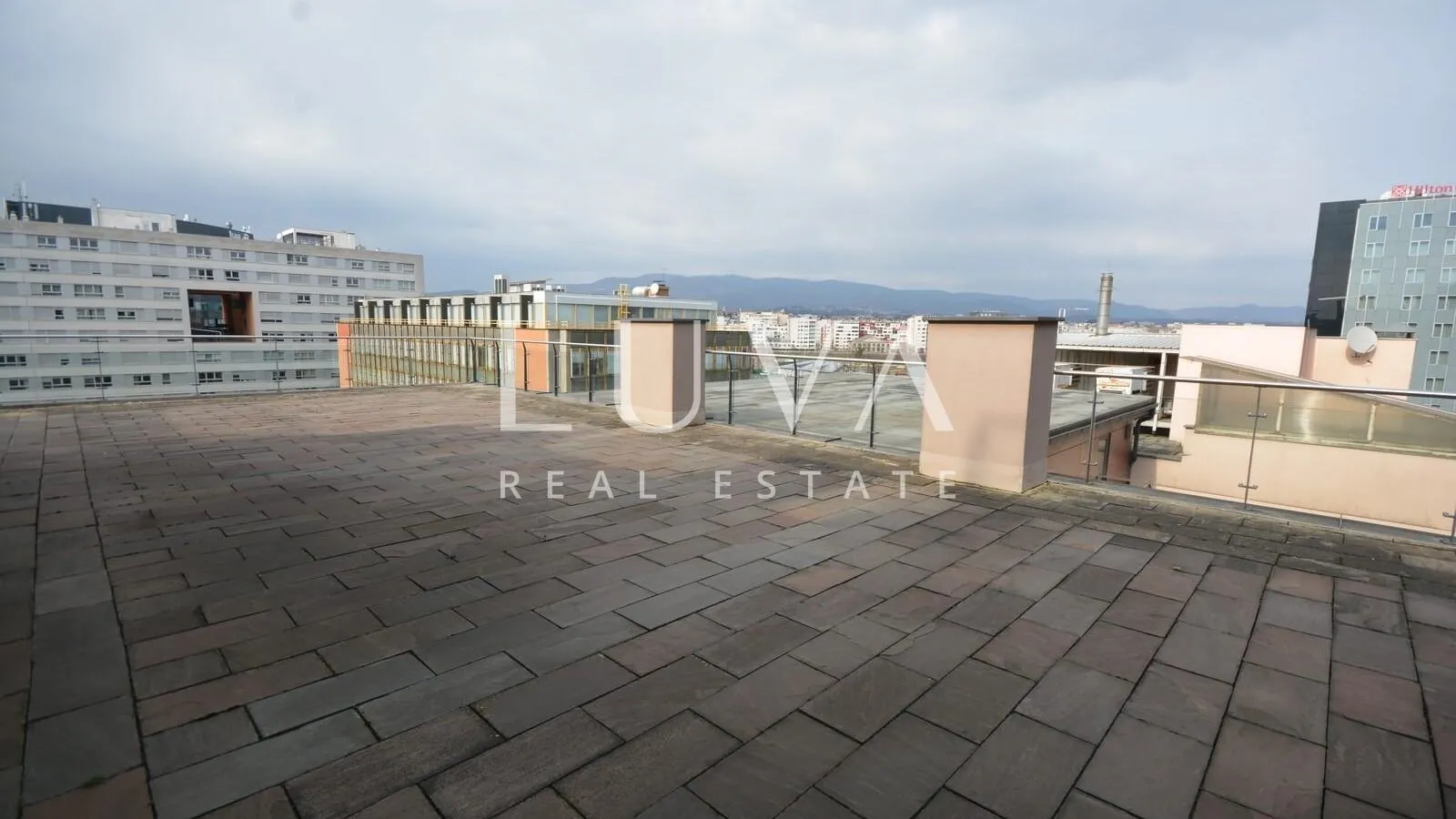 zagreb, radnička cesta, luksuzan penthouse 368m2 neto na prodaju - slika 5