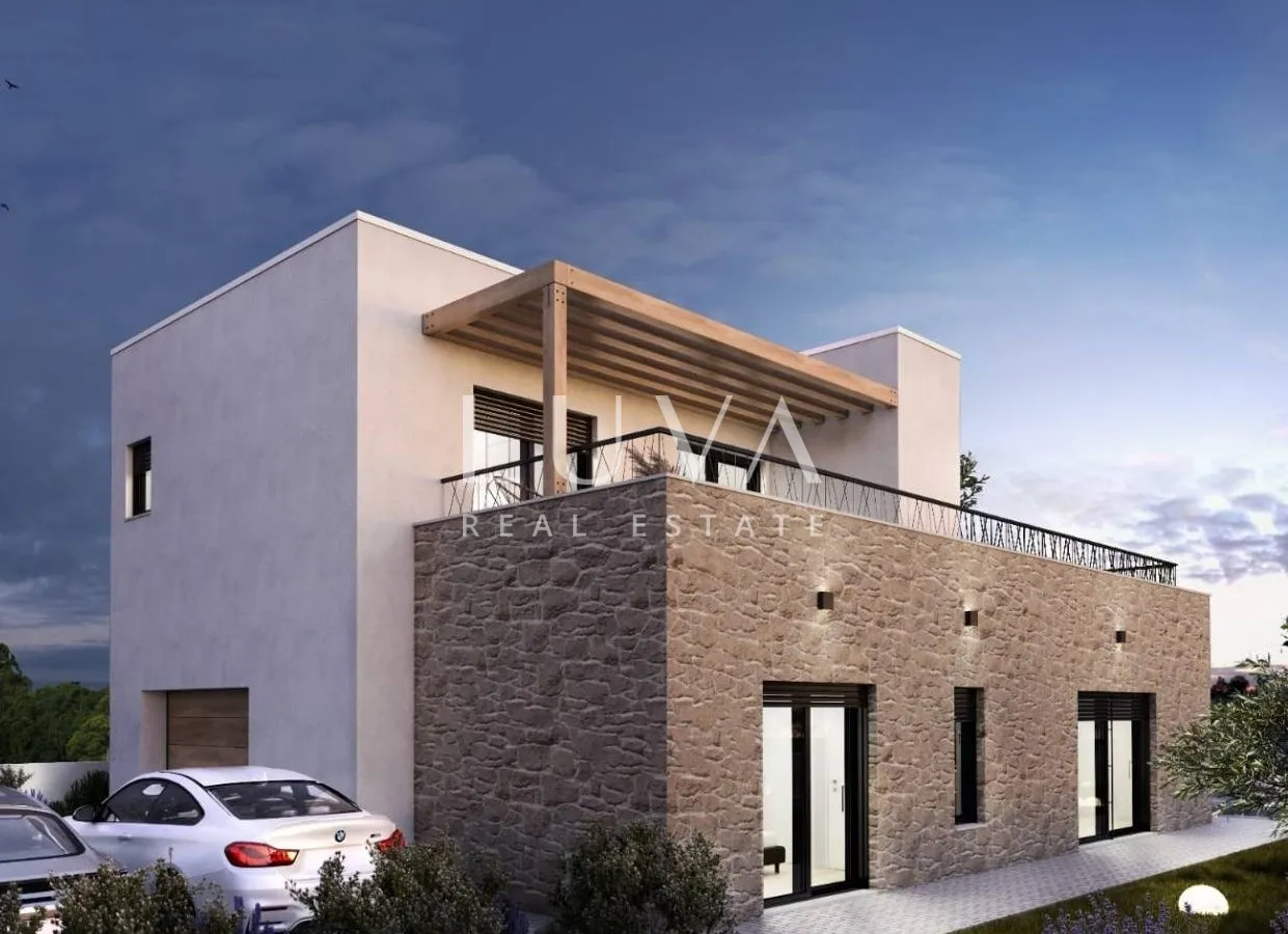 vodice, moderna kuća s bazenom, 176 m2 za prodaju - slika 2