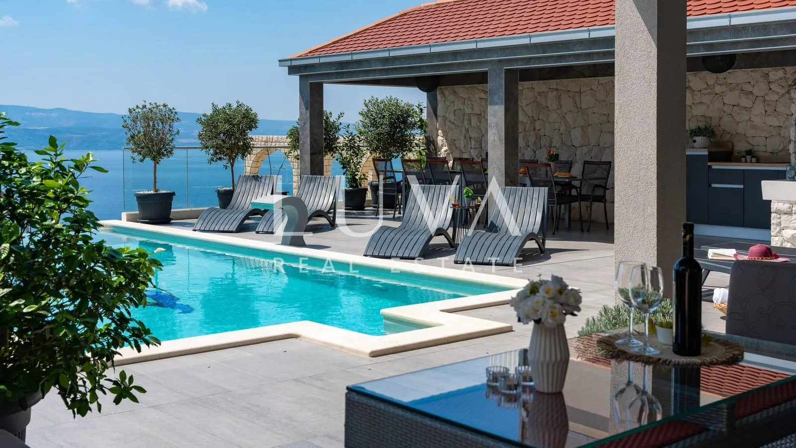 stanići, omiš, luksuzna vila s bazenom blizu mora na prodaju - slika 5