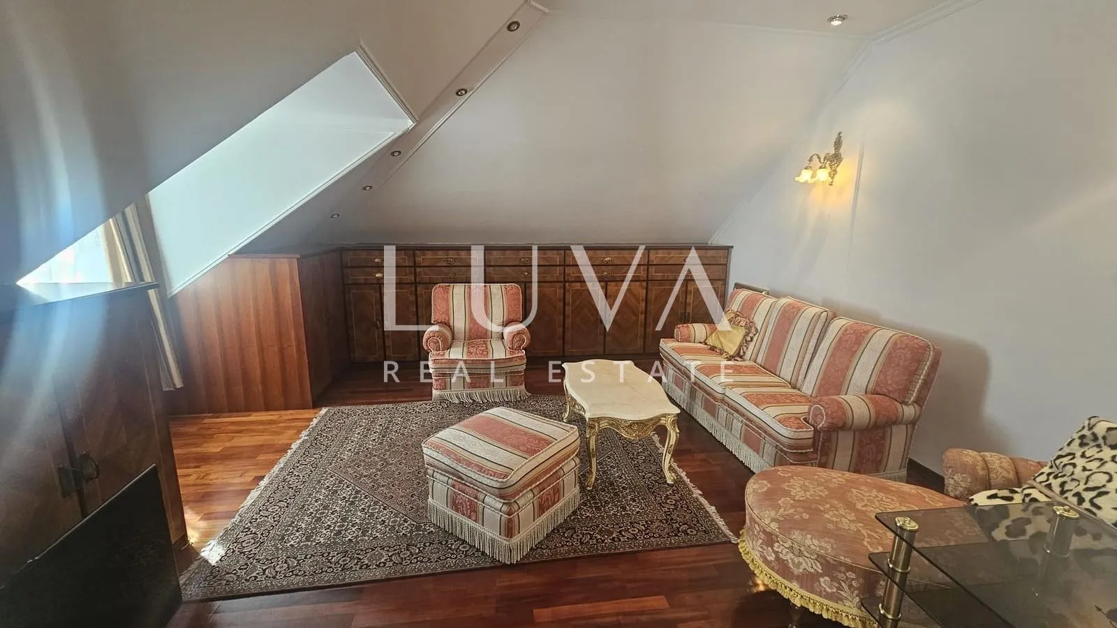 zagreb, gračani, luksuzno obiteljsko imanje, vila 810m2 na zemljištu 3.965m2 - slika 22