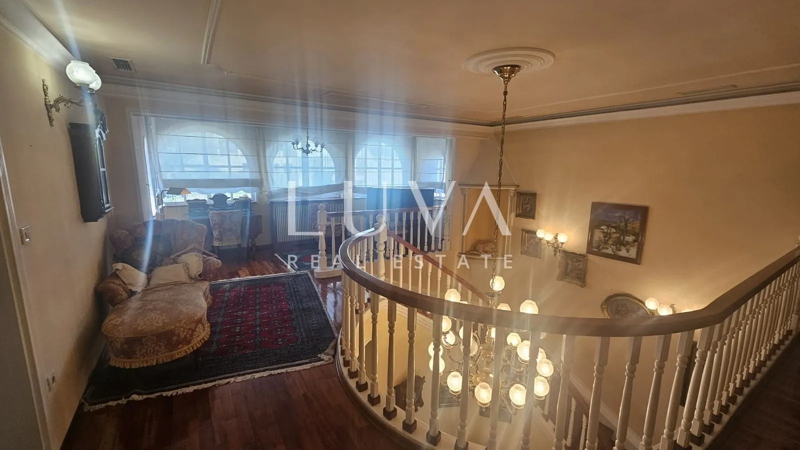 zagreb, gračani, luksuzno obiteljsko imanje, vila 810m2 na zemljištu 3.965m2 - slika 21