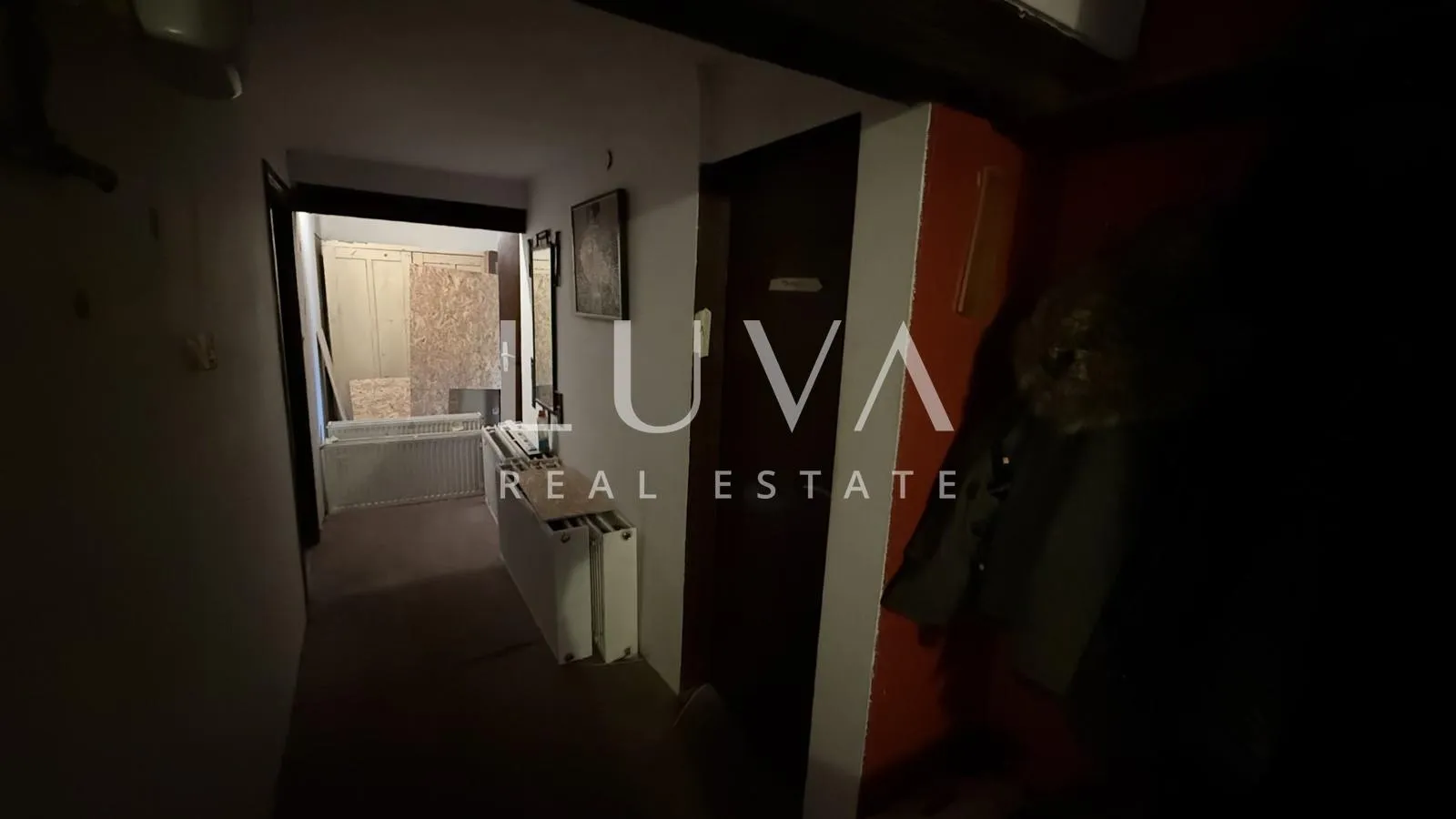 zagreb, britanski trg, 4s stan za renovaciju, 142 m² - slika 6