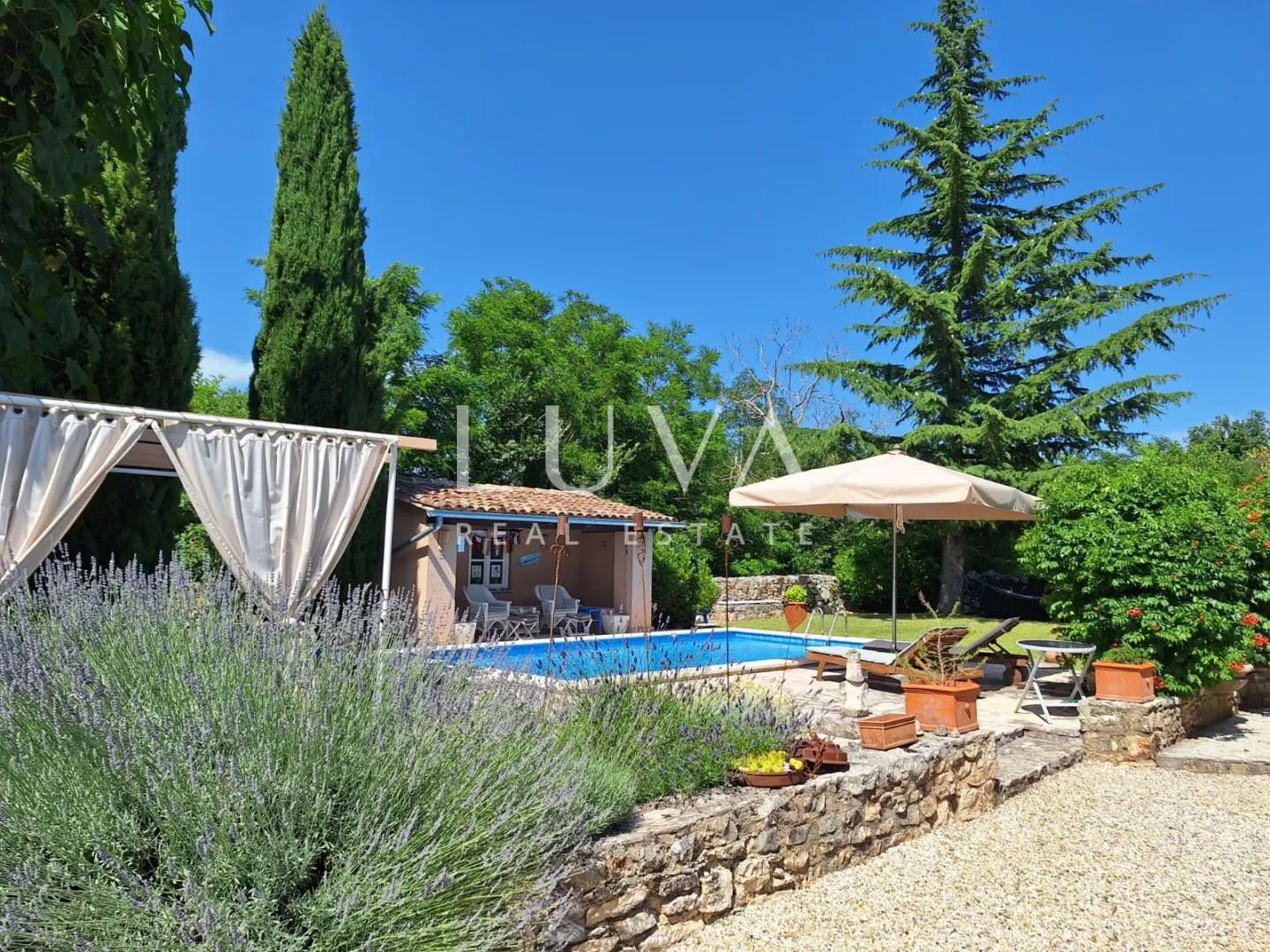 istra, baderna, istarska kuća s bazenom, 169 m², na prodaju - slika 14