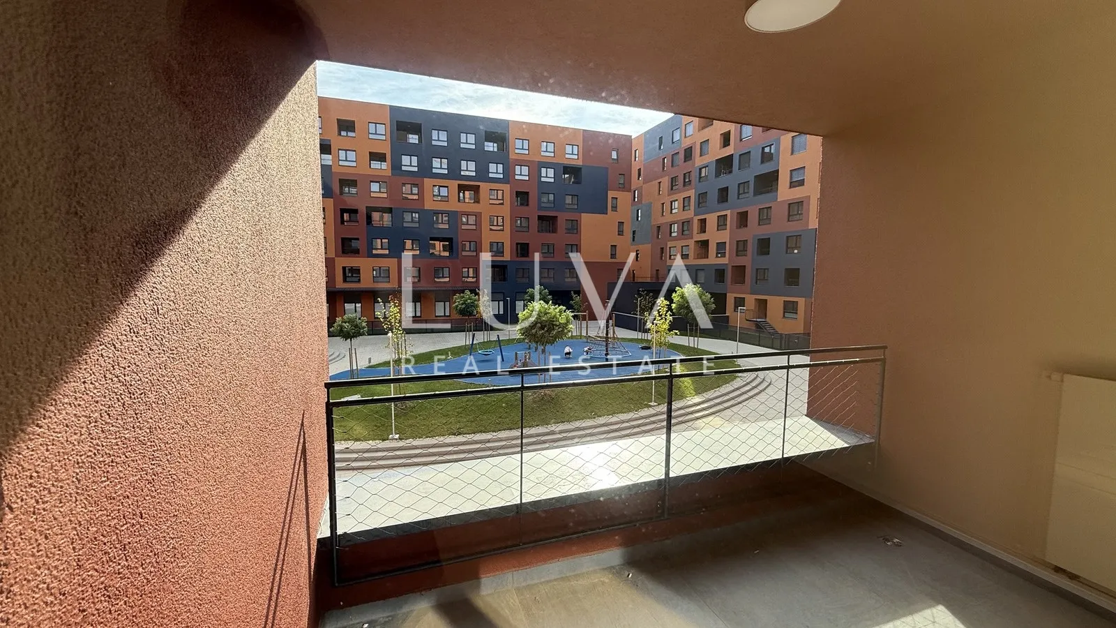 Zagreb, Črnomerec, moderni četverosobni stan s balkonom, 91,19m2