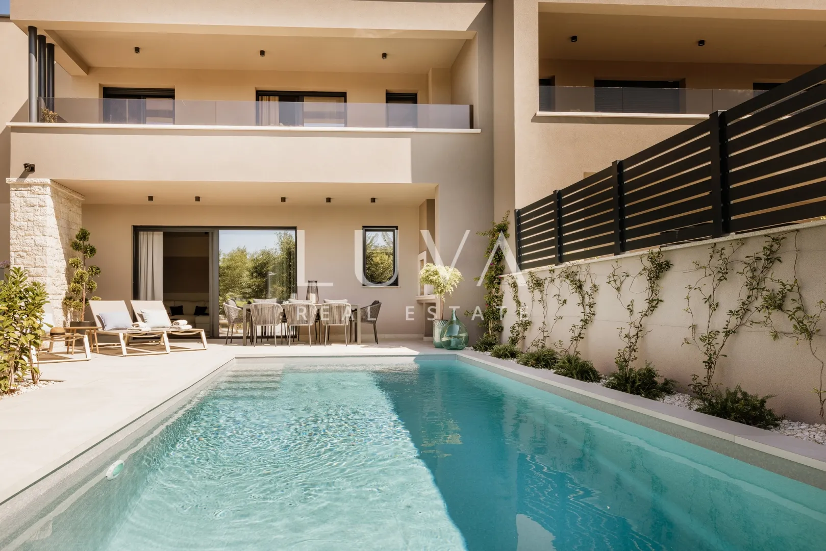 istra, poreč, moderna kuća s grijanim bazenom, nkp 127 m² - slika 39