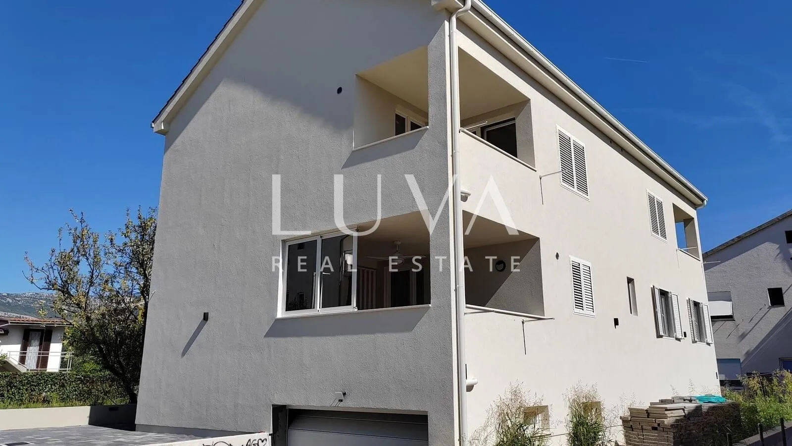kaštel štafilić, kuća 377m2 sa stanovima na prodaju - slika 52
