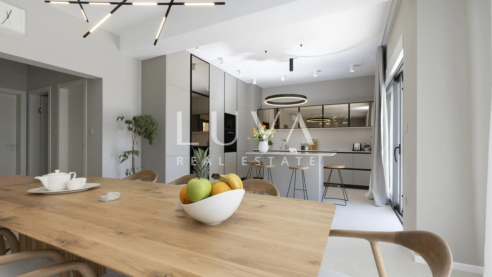 split, luksuzna vila s pogledom na more, 220 m2 za dugoročni najam - slika 14