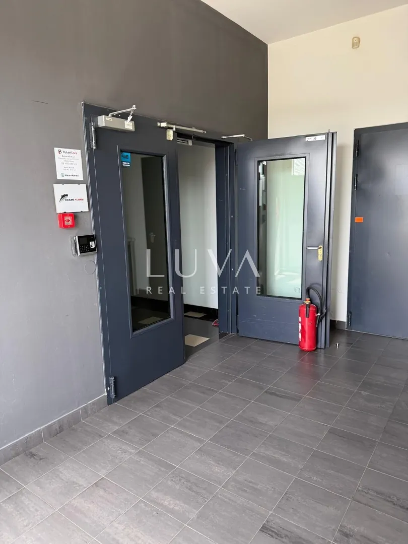 zagreb, slavonska avenija, uredski prostor 130m2, najam - slika 6