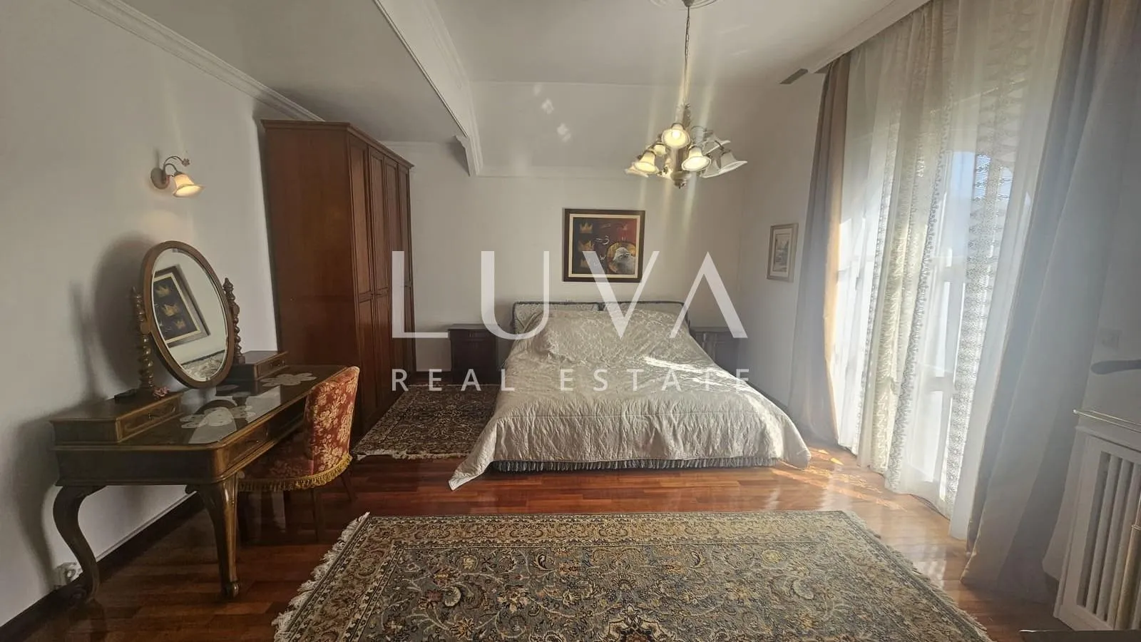 zagreb, gračani, luksuzno obiteljsko imanje, vila 810m2 na zemljištu 3.965m2 - slika 19