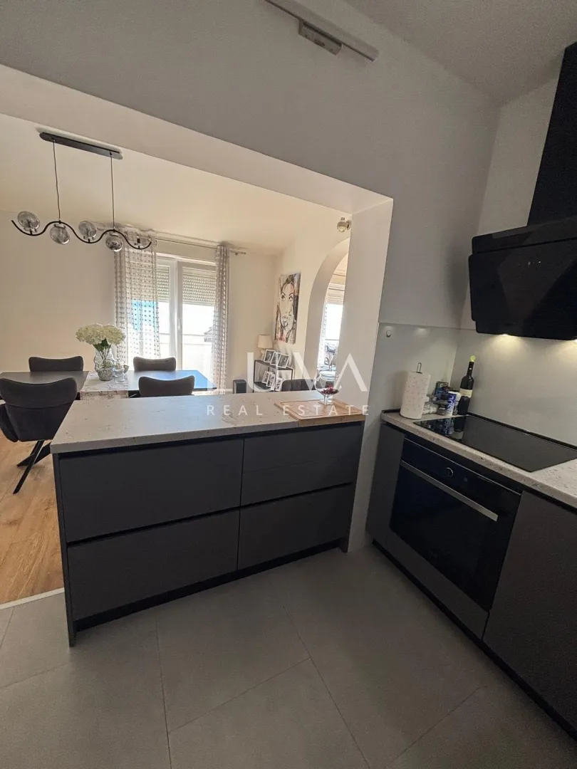 split, žnjan, 4s stan s pogledom na more, nkp 103 m2, prodaja - slika 6