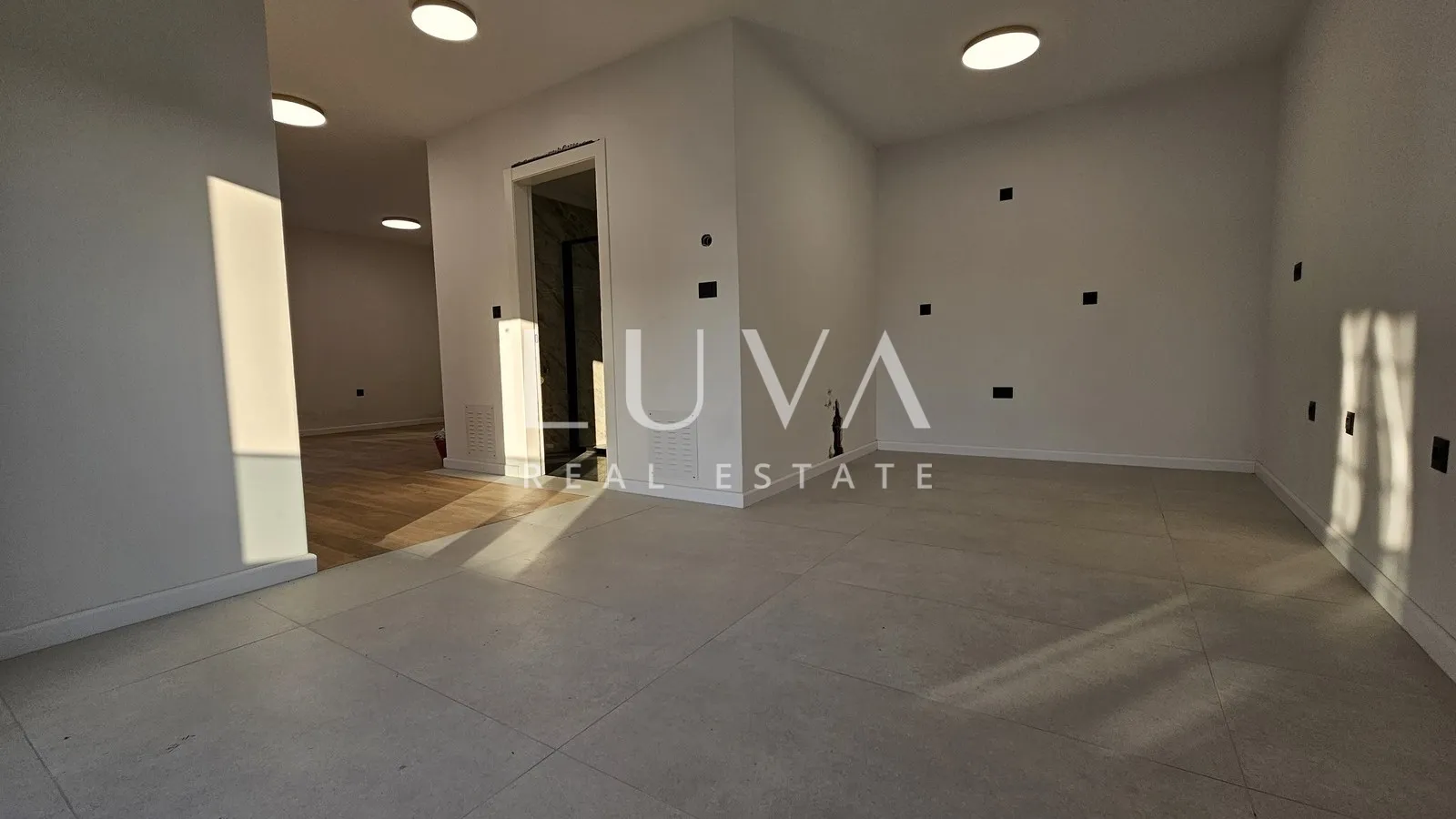 zagreb, trešnjevka, poslovni prostor 300m2 za najam - slika 15