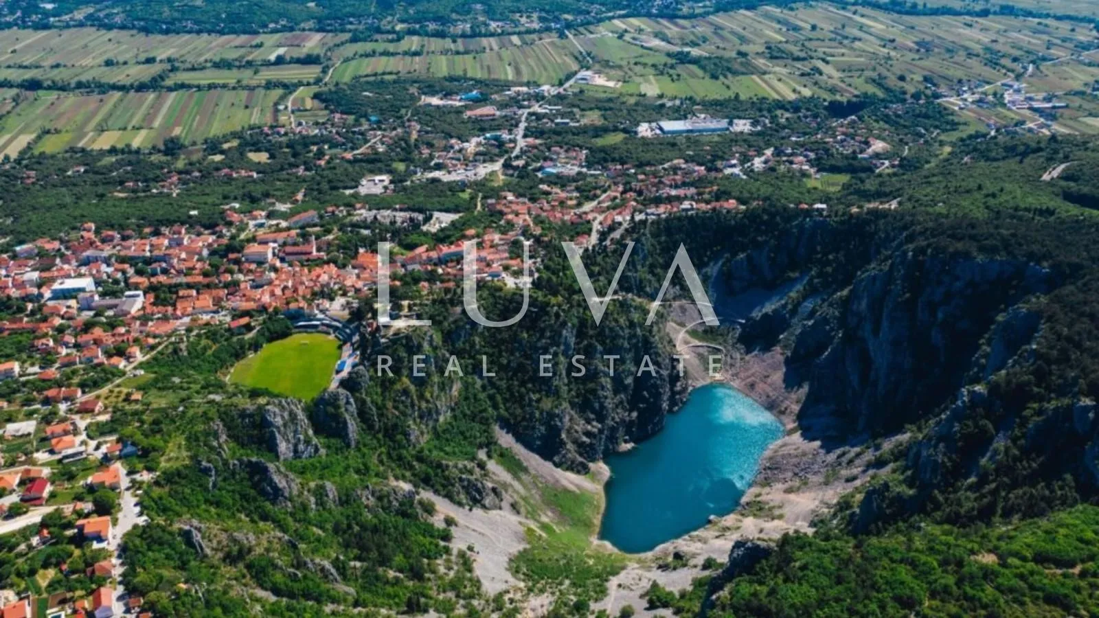 imotski, moderna kuća s bazenom i panoramskim pogledom na prodaju, 165 m2 - slika 31