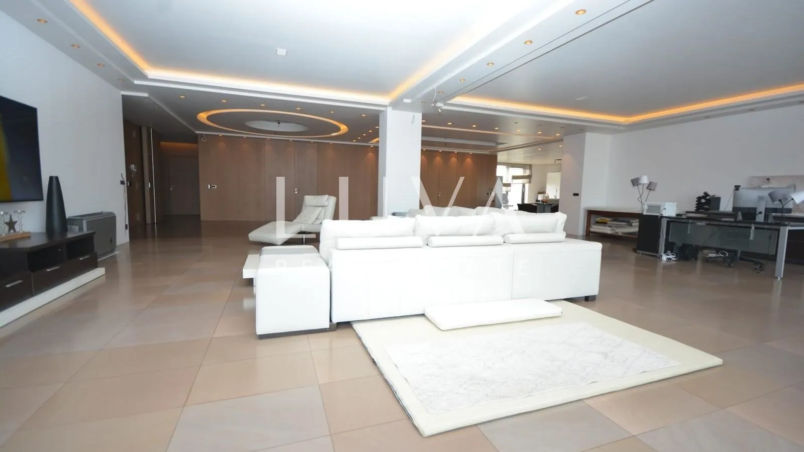 zagreb, radnička cesta, luksuzan penthouse 368m2 neto na prodaju - slika 23