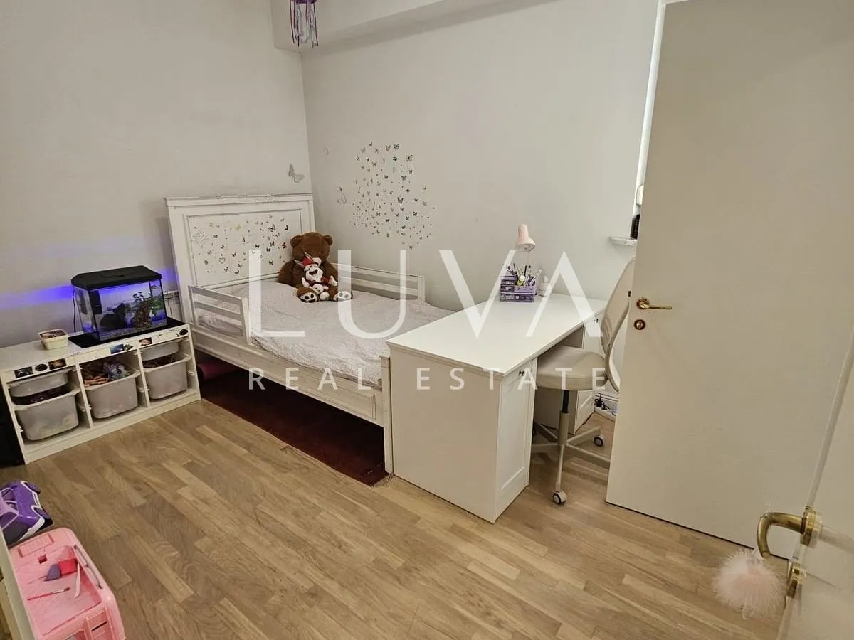 zagreb, gornje prekrižje, luksuzan 4s stan s vrtom i garažom, 230m2 - slika 20