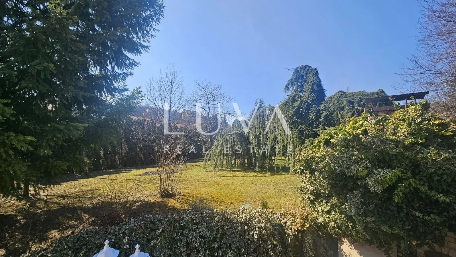 zagreb, gračani, luksuzno obiteljsko imanje, vila 810m2 na zemljištu 3.965m2 - slika 30