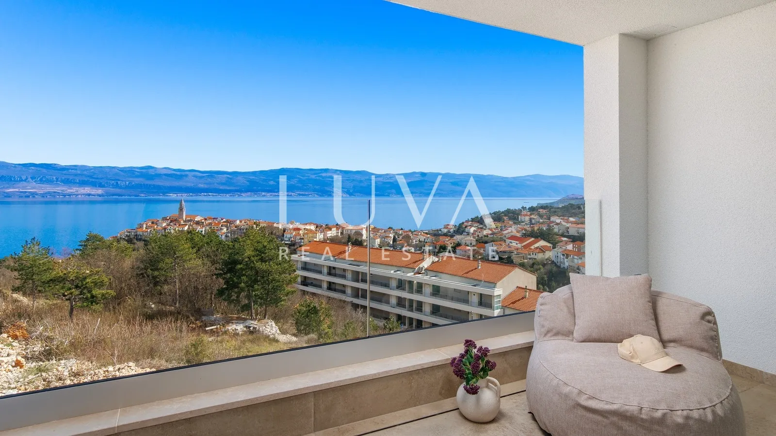 krk, vrbnik, luksuzna vila s pogledom na more i bazenom, 265 m2 za prodaju - slika 11