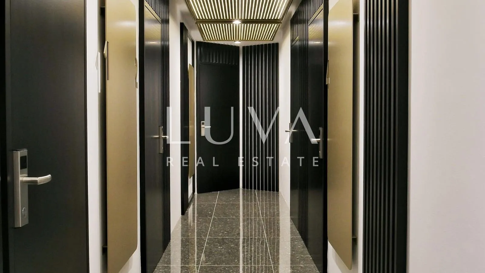 zagreb, dolac, luksuzno uređen stan s 4 hotelske sobe, investicija - slika 3