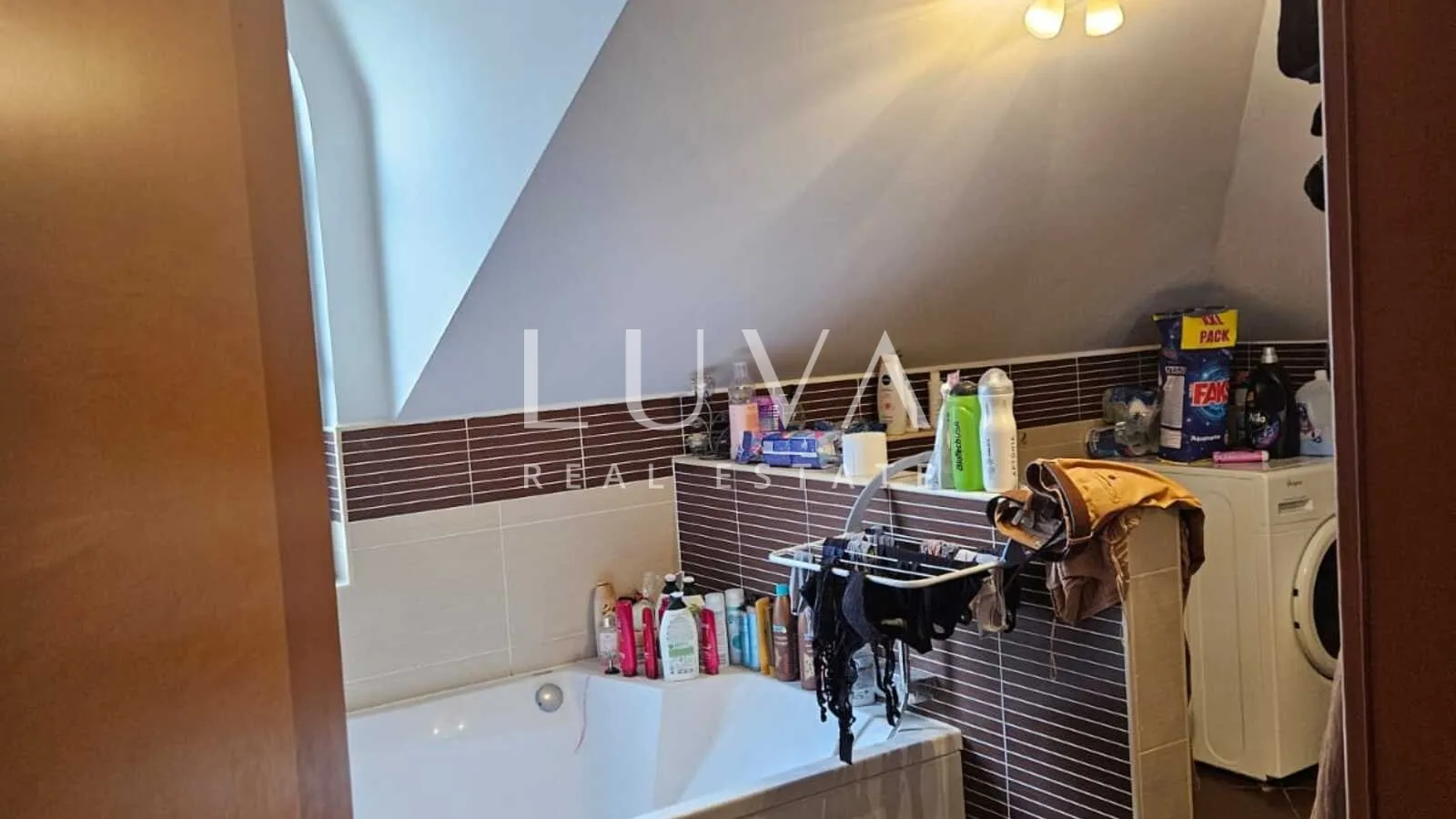 zagreb, vrbani, ugostiteljski objekt s dvoetažnim stanom 450m2 - slika 22