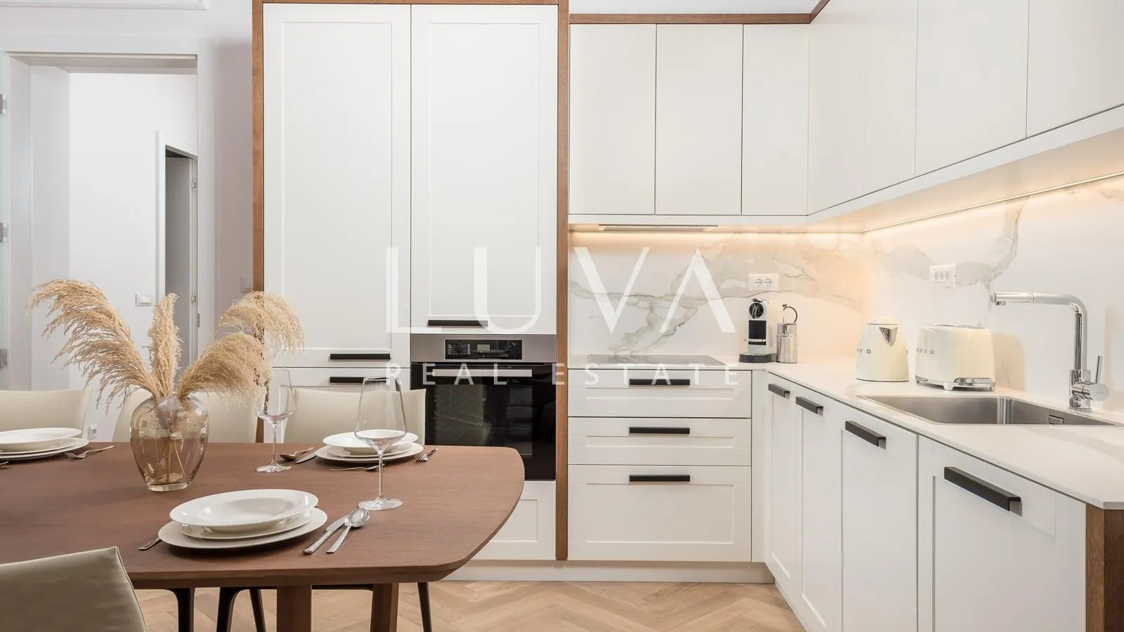 opatija, strogi centar, luksuzan stan 90,36 m2 na prodaju - slika 2