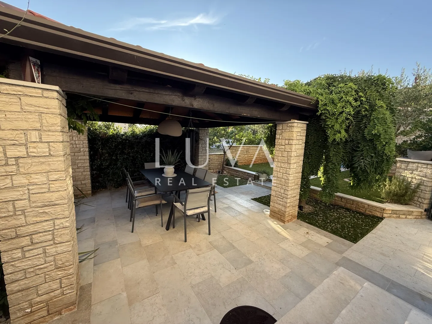 istra, novigrad, moderni 4s stan s vrtom i konobom, nkp 73m² - slika 2