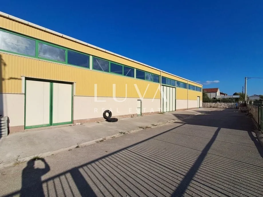 Skradin, Dubravice, hala za najam, 1000 m2 - Dubravice, Skradin