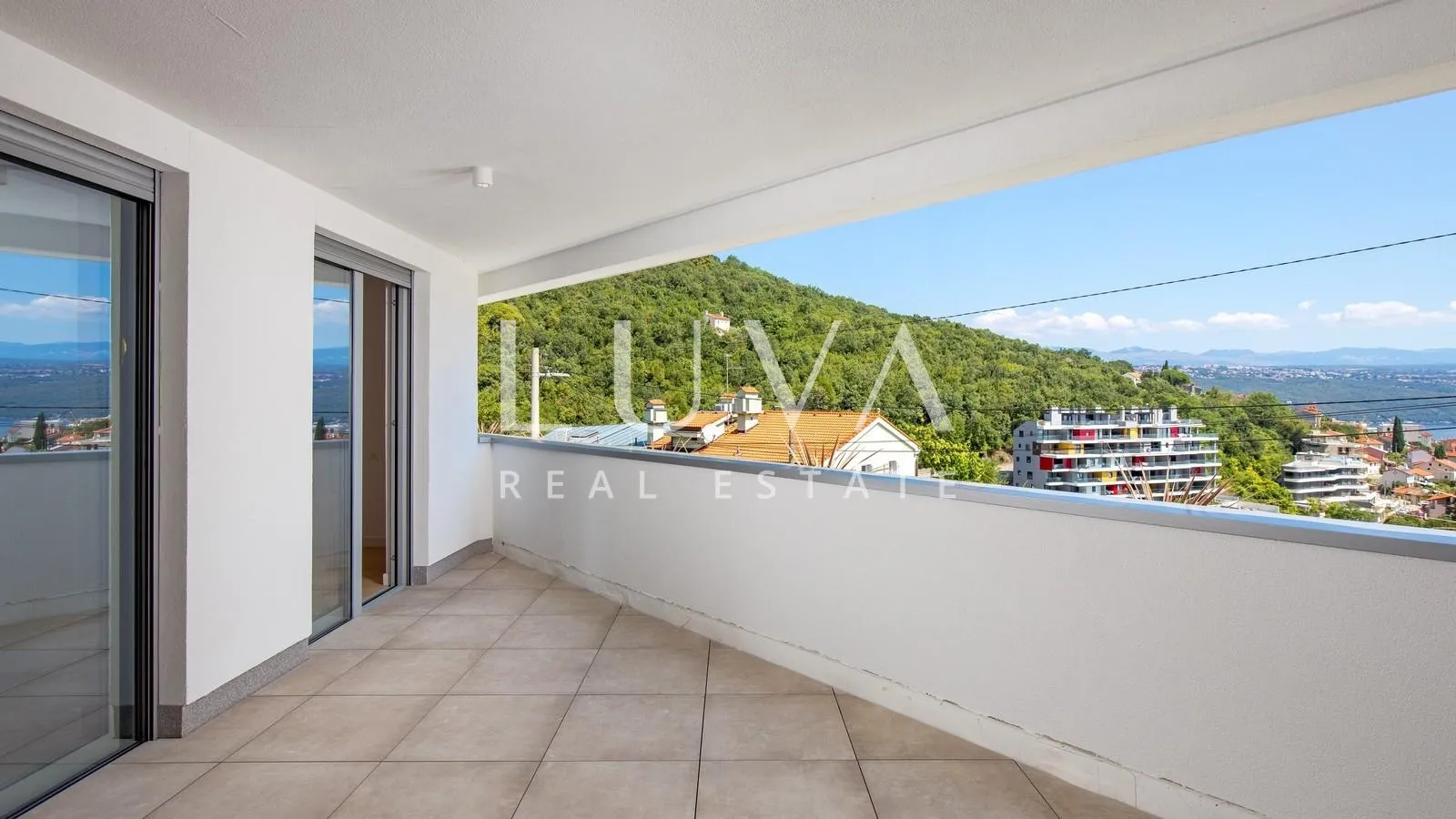 opatija, luksuzna novogradnja, stan nkp 102,15 m2 - slika 2