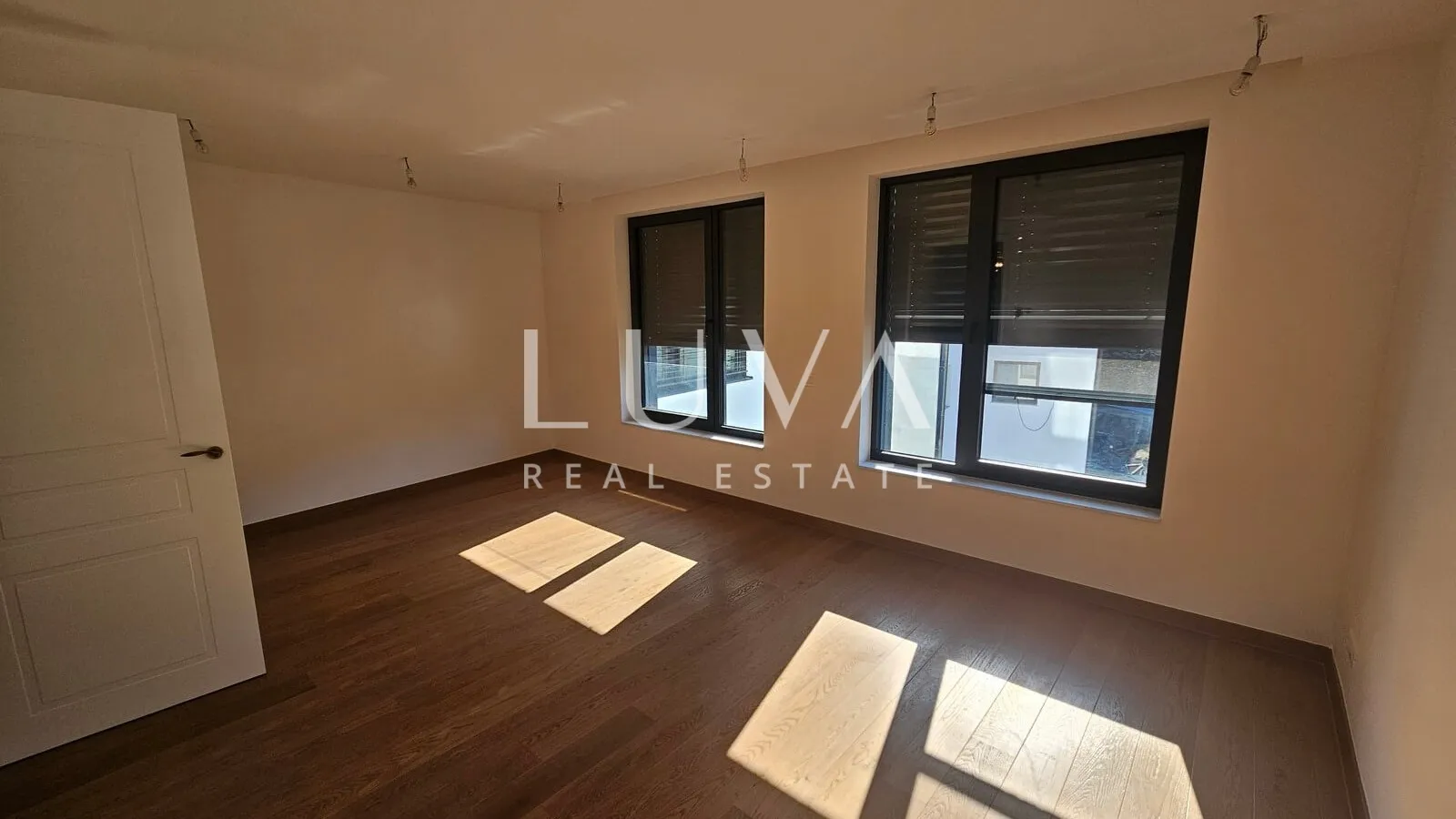 britanac, zagreb, luksuzan stan 151m2 + 2 garaže za najam, novogradnja - slika 3