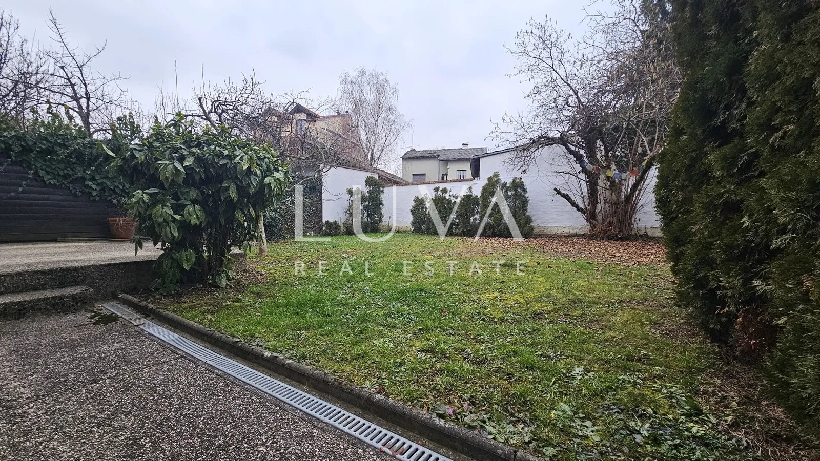 zagreb, lašćina, kuća 350m2 s dvorištem, prodaja - slika 22