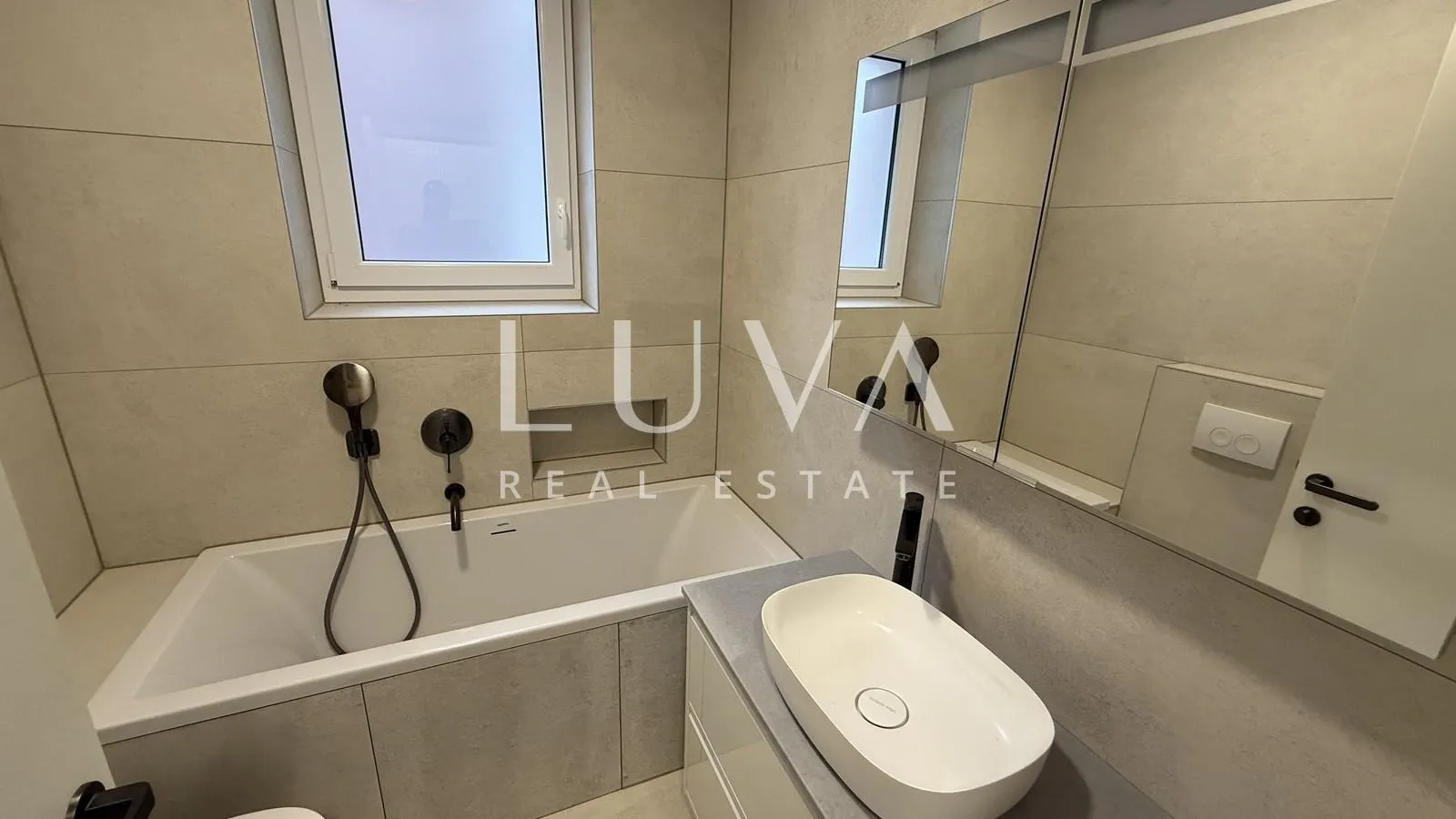 zagreb, gornji grad, novorenovirani moderni stan za najam, 120 m2 - slika 14