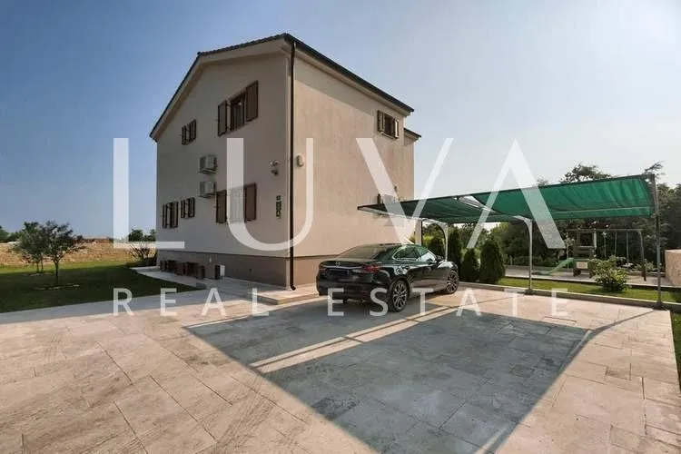 istra, štokovci, kuća s bazenom i minigolf igralištem, 290 m2 - slika 19