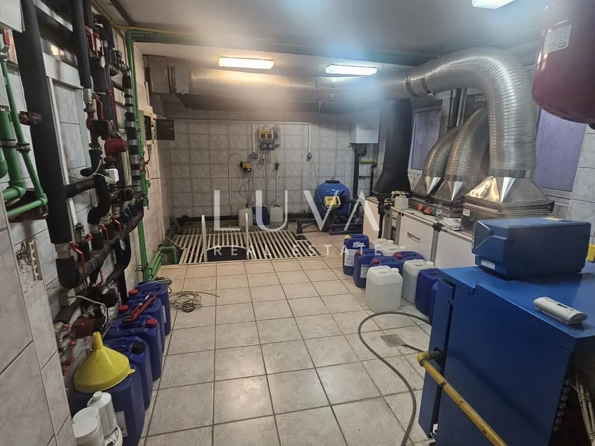 zagreb, gračani, luksuzno obiteljsko imanje, vila 810m2 na zemljištu 3.965m2 - slika 35