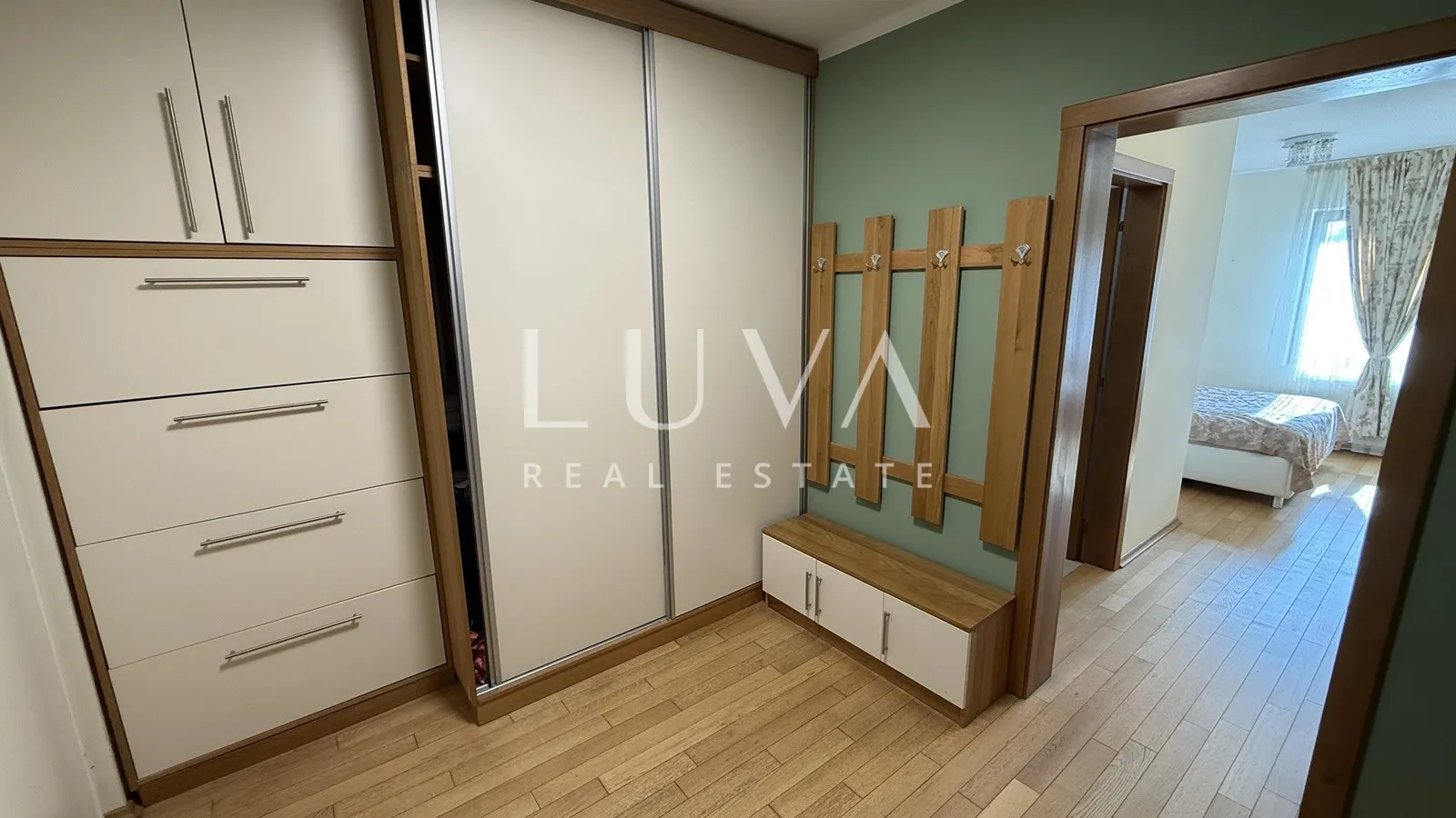 zagreb, petrova, prostrani 4s stan s 2 gpm, 120 m² - slika 15