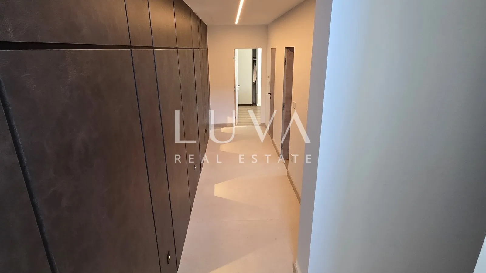 split, kučine, luksuzna vila s prekrasnim pogledom na split, 310 m² - slika 14