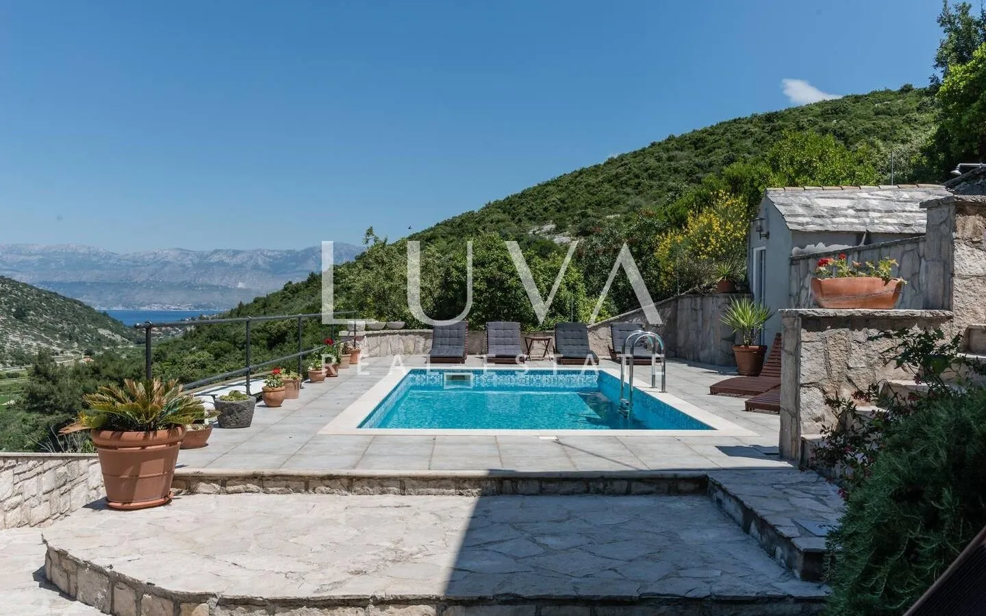 Dol, Brač, kamena kuća s pogledom na more na prodaju - Dol, Postira