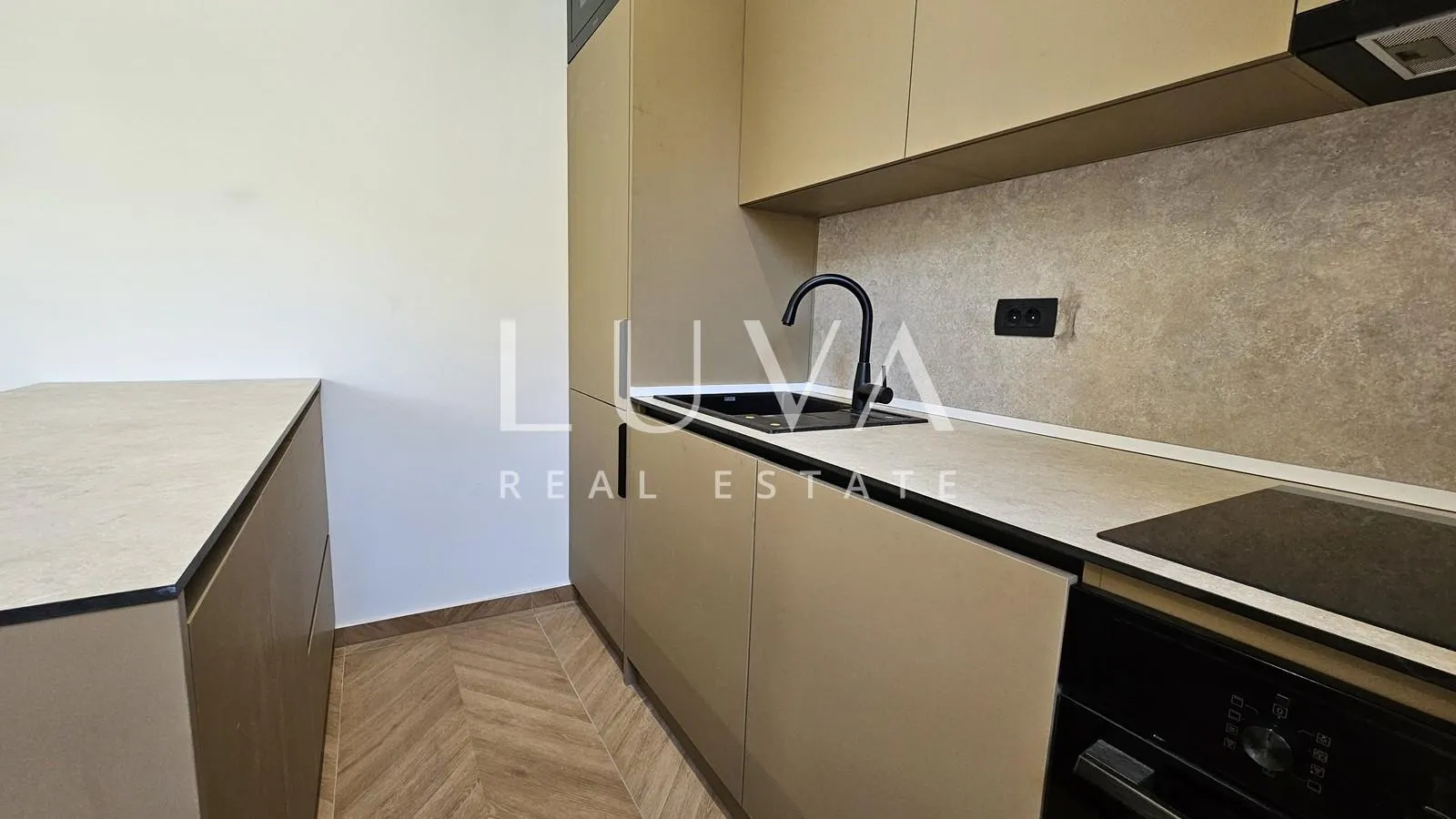 zagreb, branimirova, garsonijera 25m2, najam - slika 5