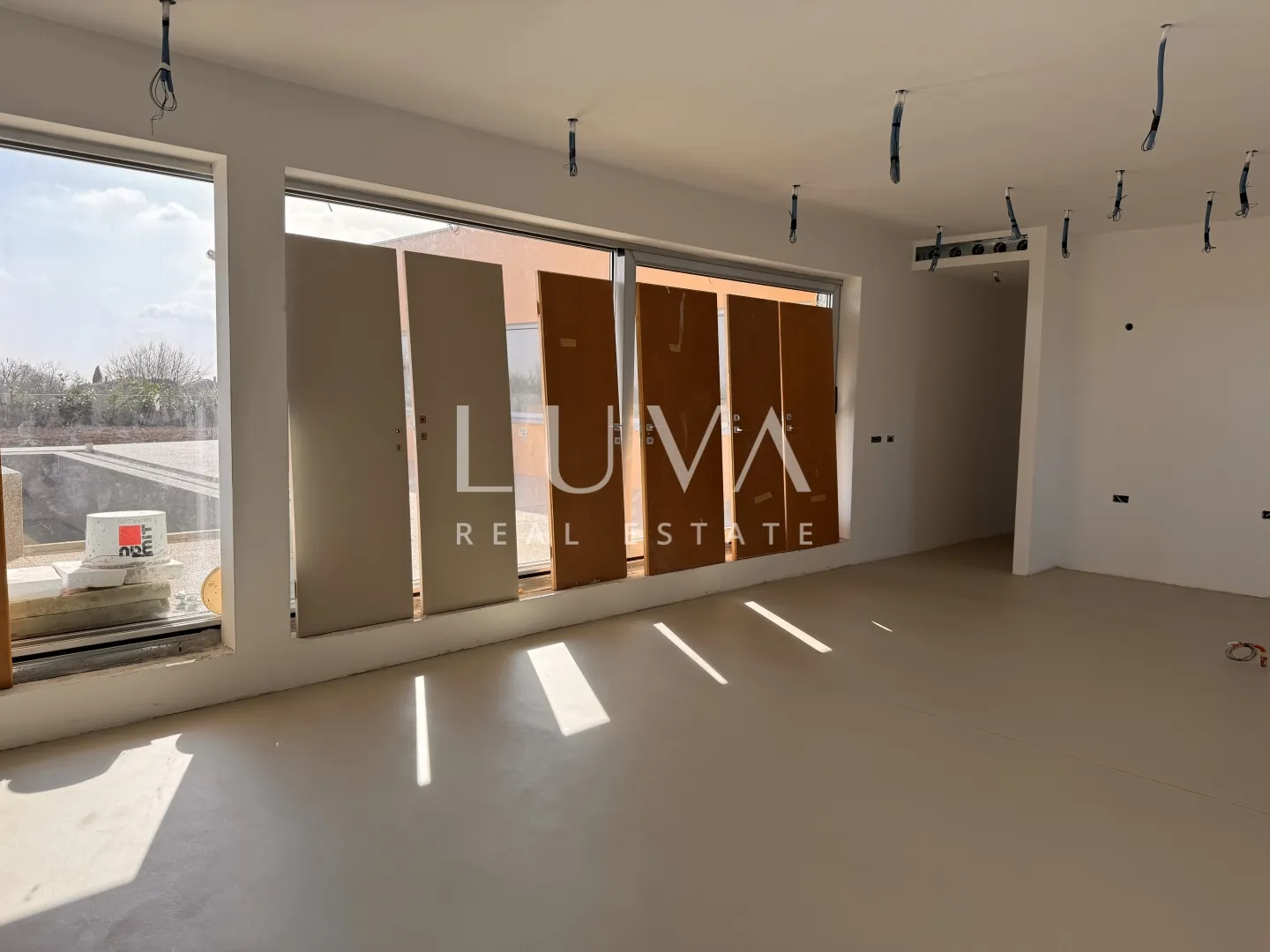 istra, žminj kuća 145m2 s bazenom na prodaju - slika 11