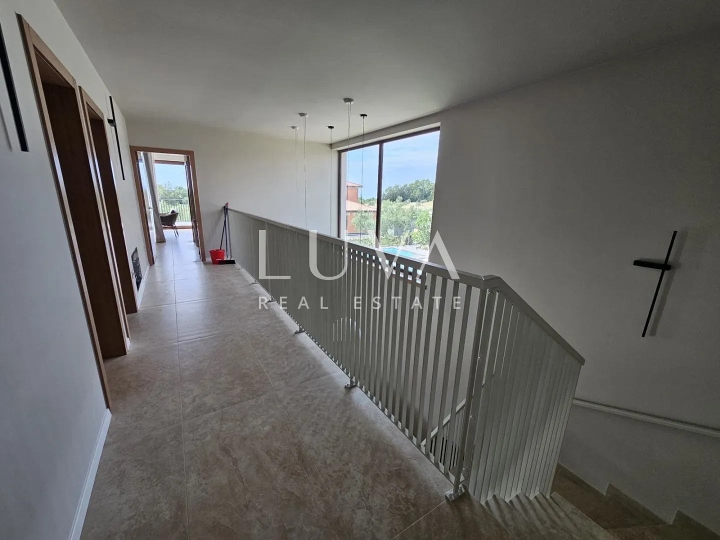 poreč, vabriga, kuća s bazenom 206 m2 na prodaju - slika 11