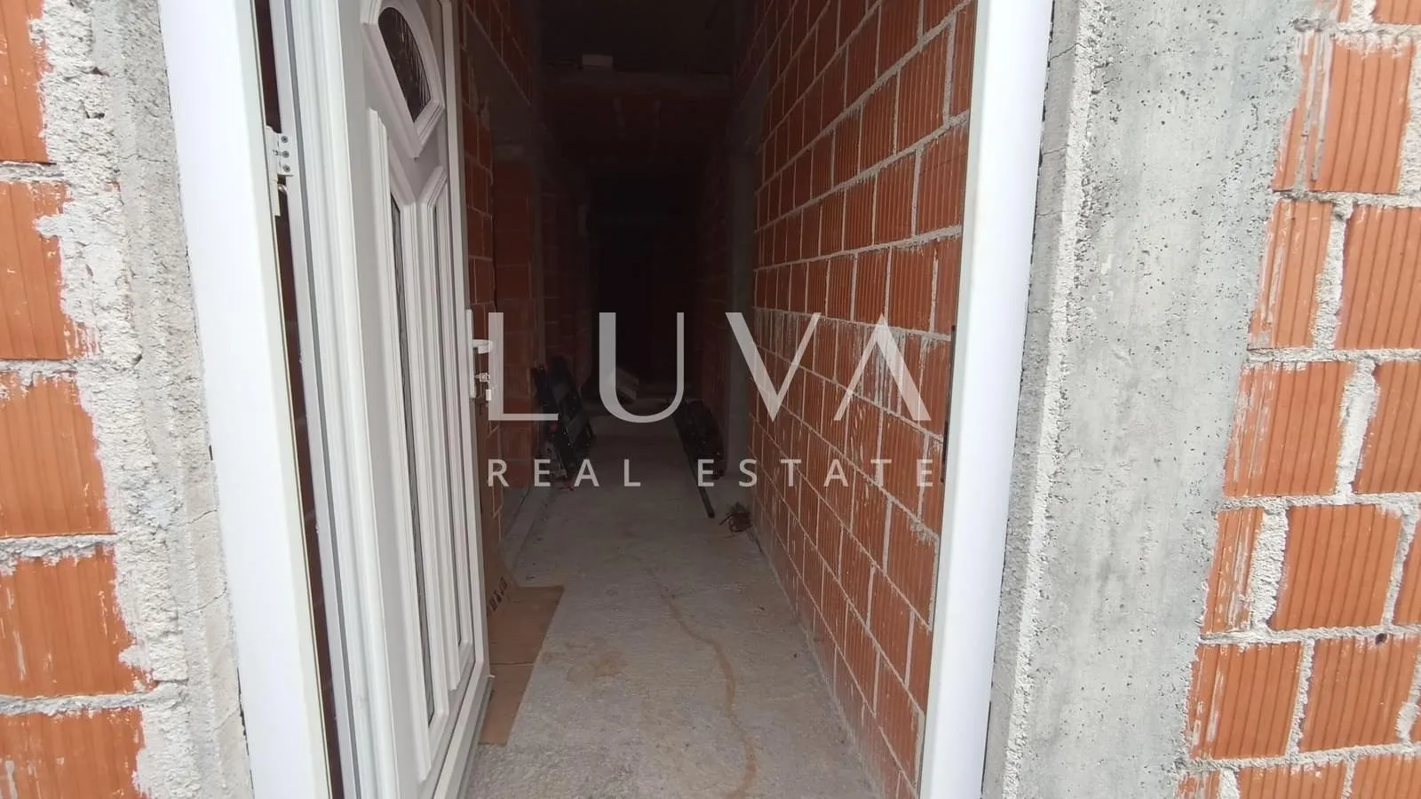 marina, trogir, prodaja dvojne kuće 247 m2 na 3 etaže + parking - slika 15