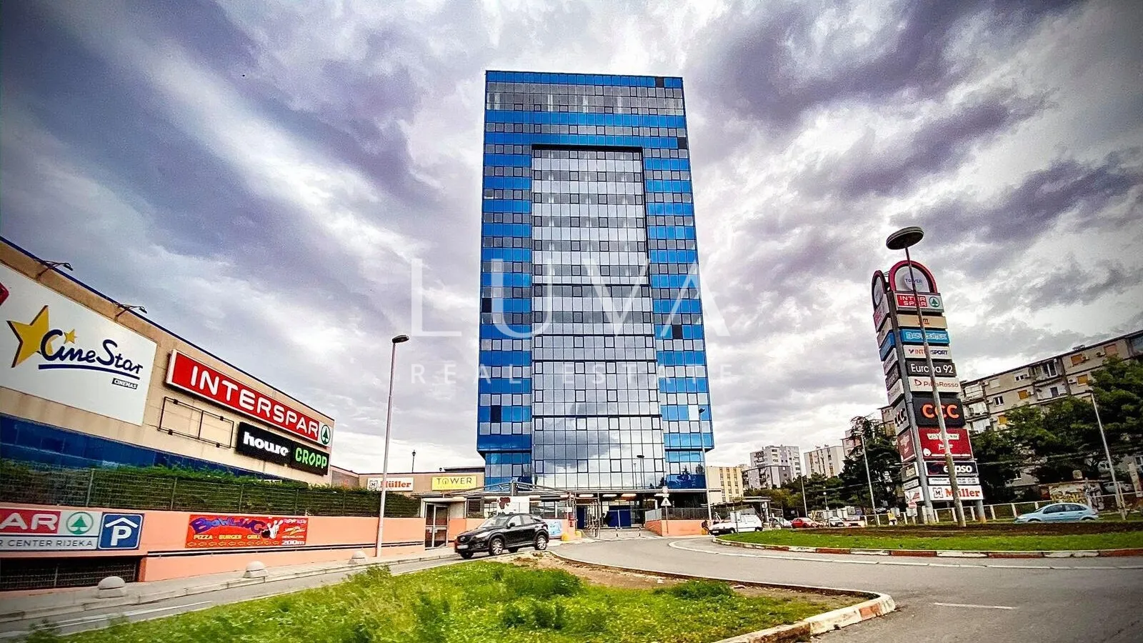 rijeka, tower centar, poslovni prostor za najam na 5. katu, 27 m2 - slika 1