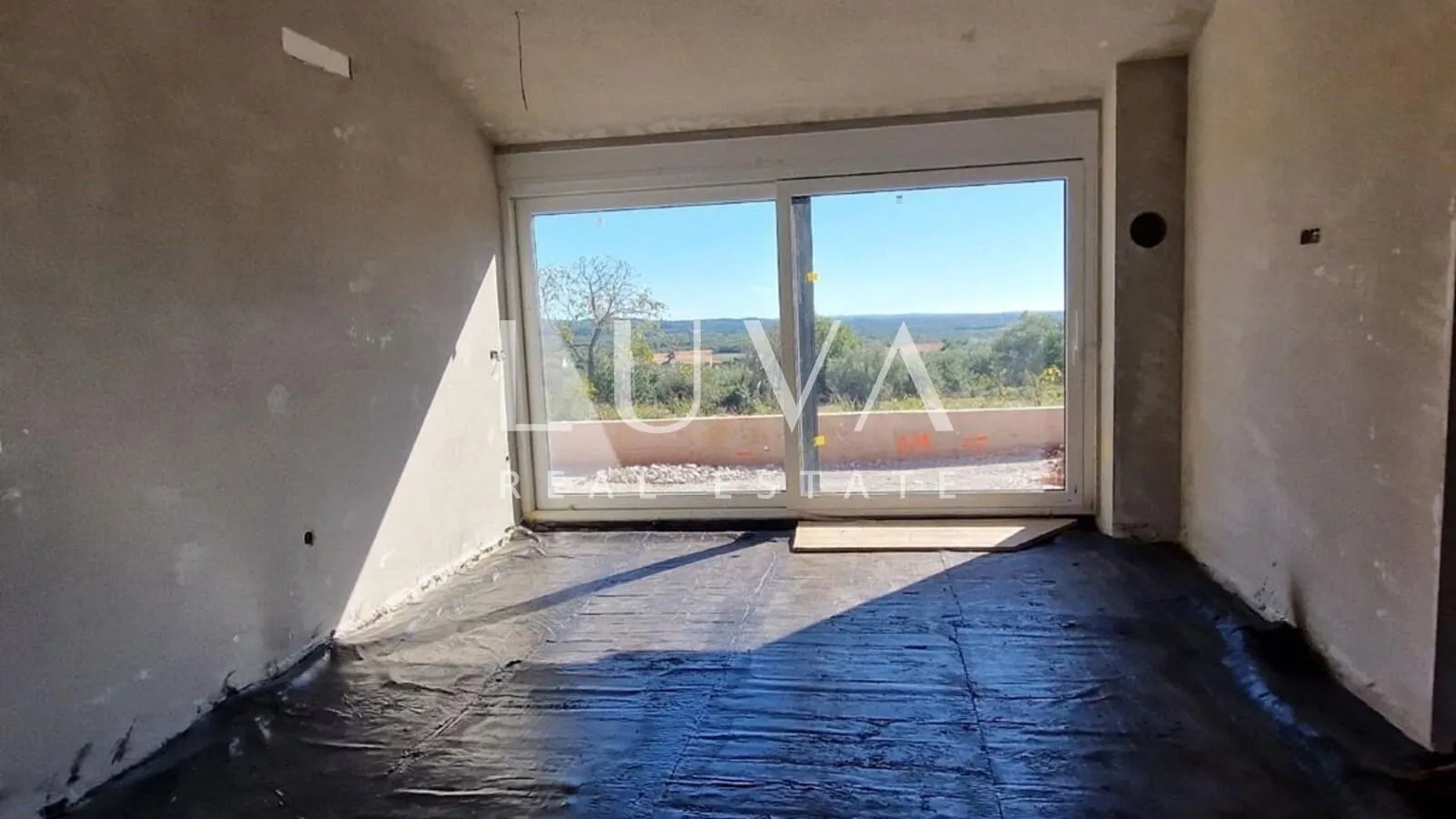 istra, kaštelir, moderna prizemnica, 88 m2 s dvorištem na prodaju - slika 8