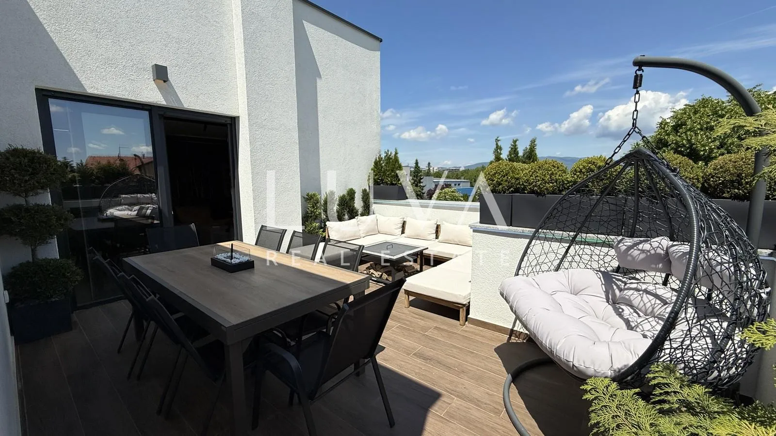 zagreb, blato, 3s s terasom i jacuzzijem, nkp 76 m² - slika 19