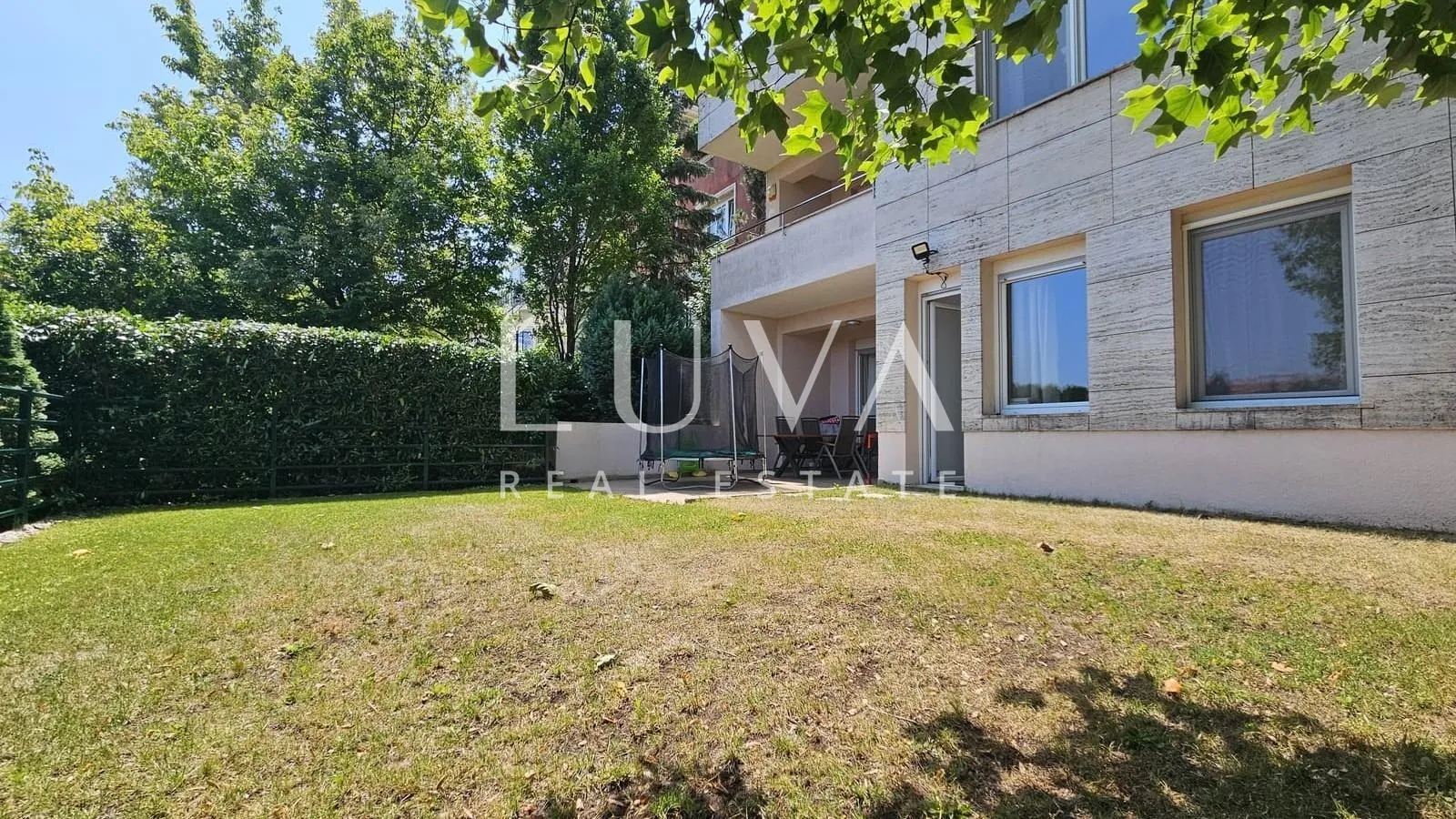 zagreb, gornje prekrižje, luksuzan 4s stan s vrtom i garažom, 230m2 - slika 26