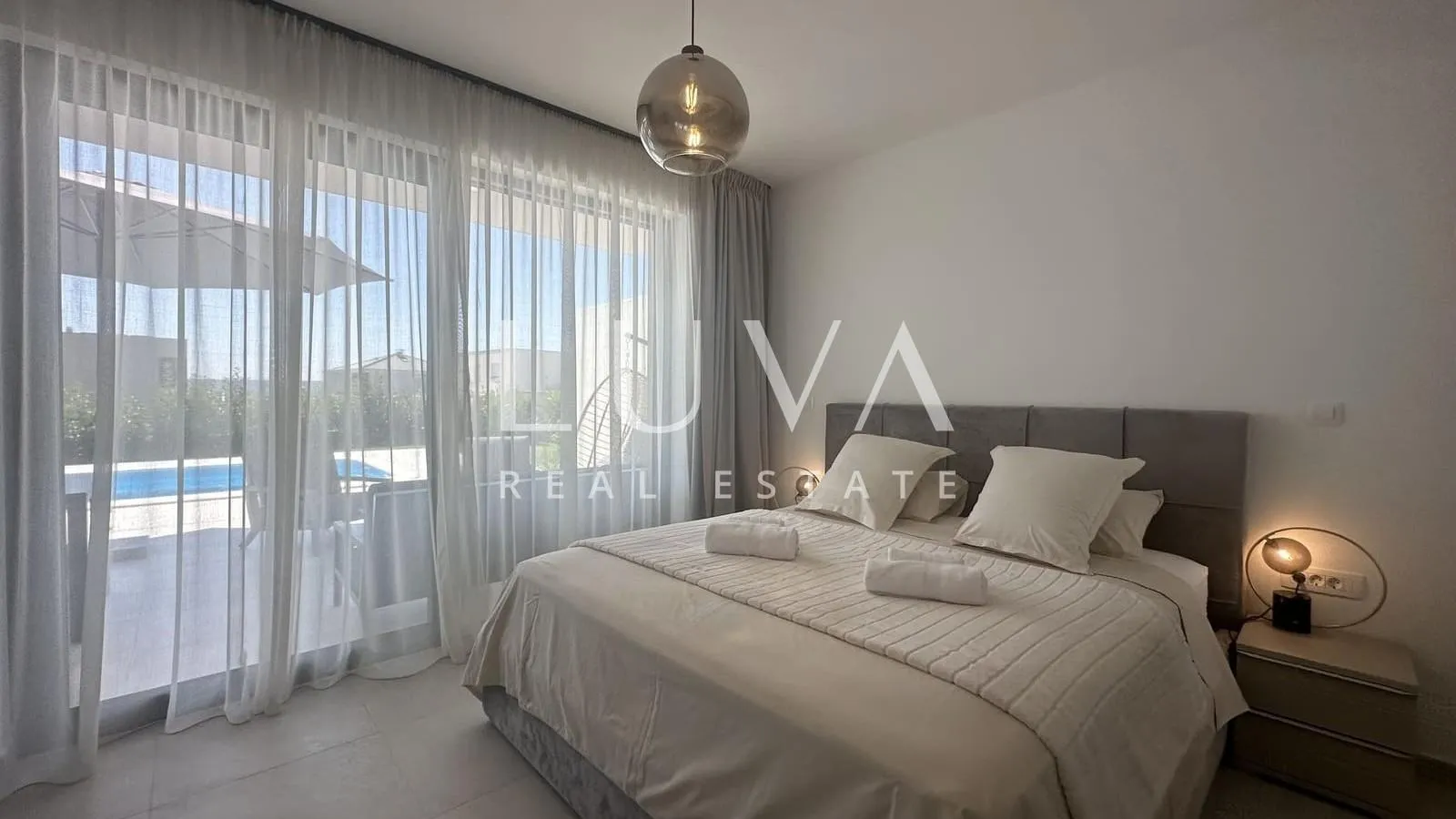 kaštel stari, split, moderna luksuzna vila s bazenom na prodaju - slika 9