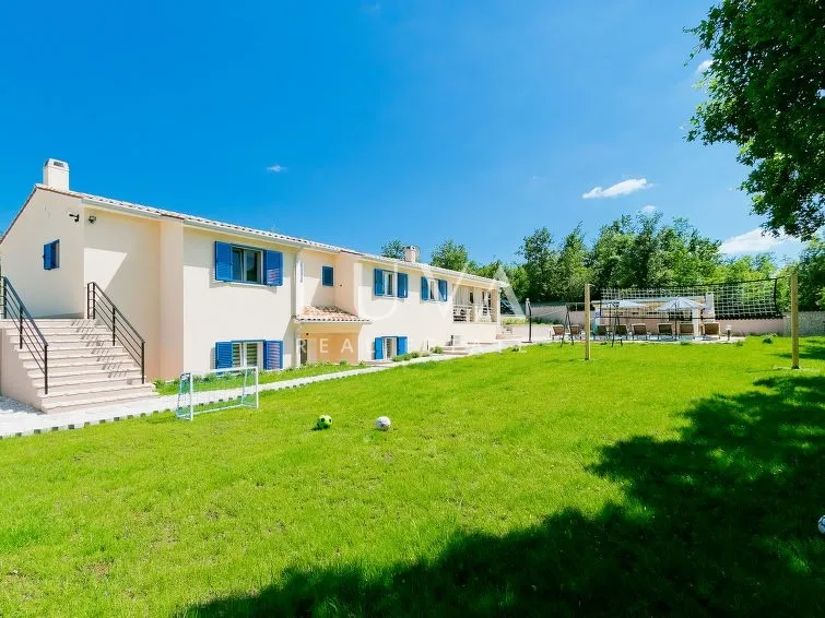 labin okolica, luksuzna kuća s bazenom na prodaju - slika 17