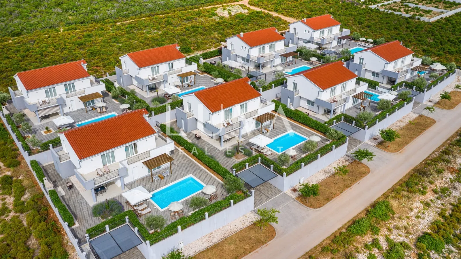 debeljak, zadar, resort, 8 kuća s bazenom na prodaju, investicija - slika 2