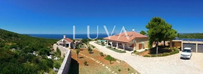 hvar, brusje, luksuzna vila s bazenom i pogledom na more na prodaju - slika 31